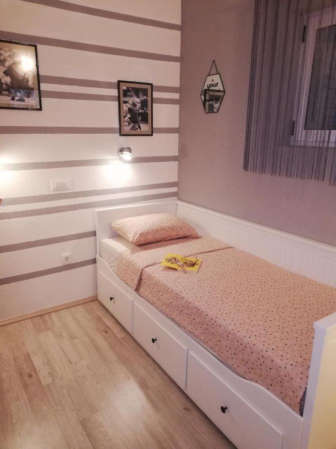 Apartman Komadina Hotel Makarska Buitenkant foto