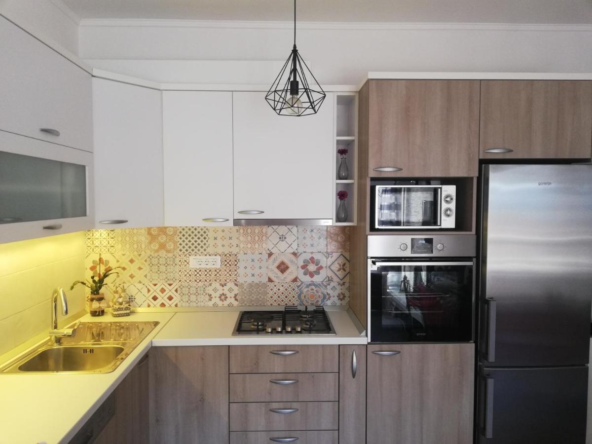 Apartman Komadina Hotel Makarska Buitenkant foto