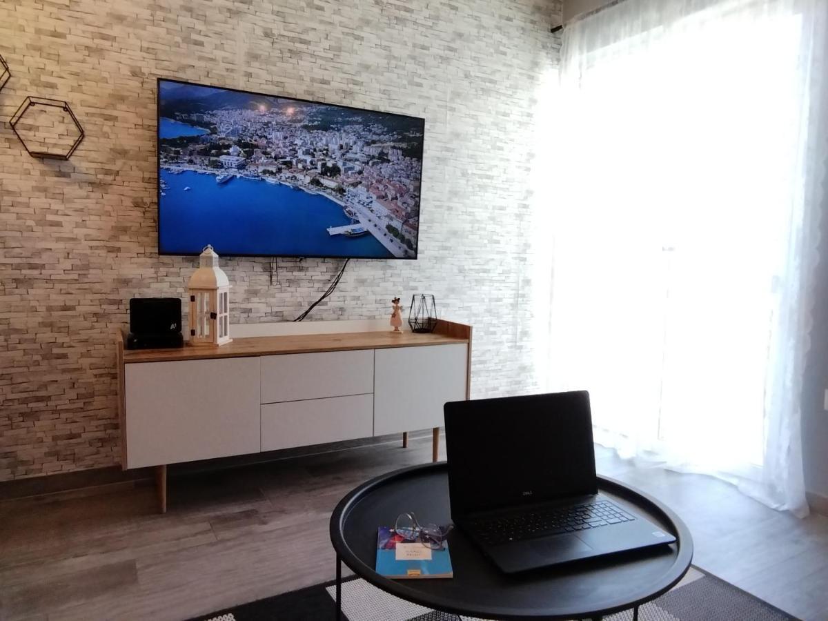 Apartman Komadina Hotel Makarska Buitenkant foto
